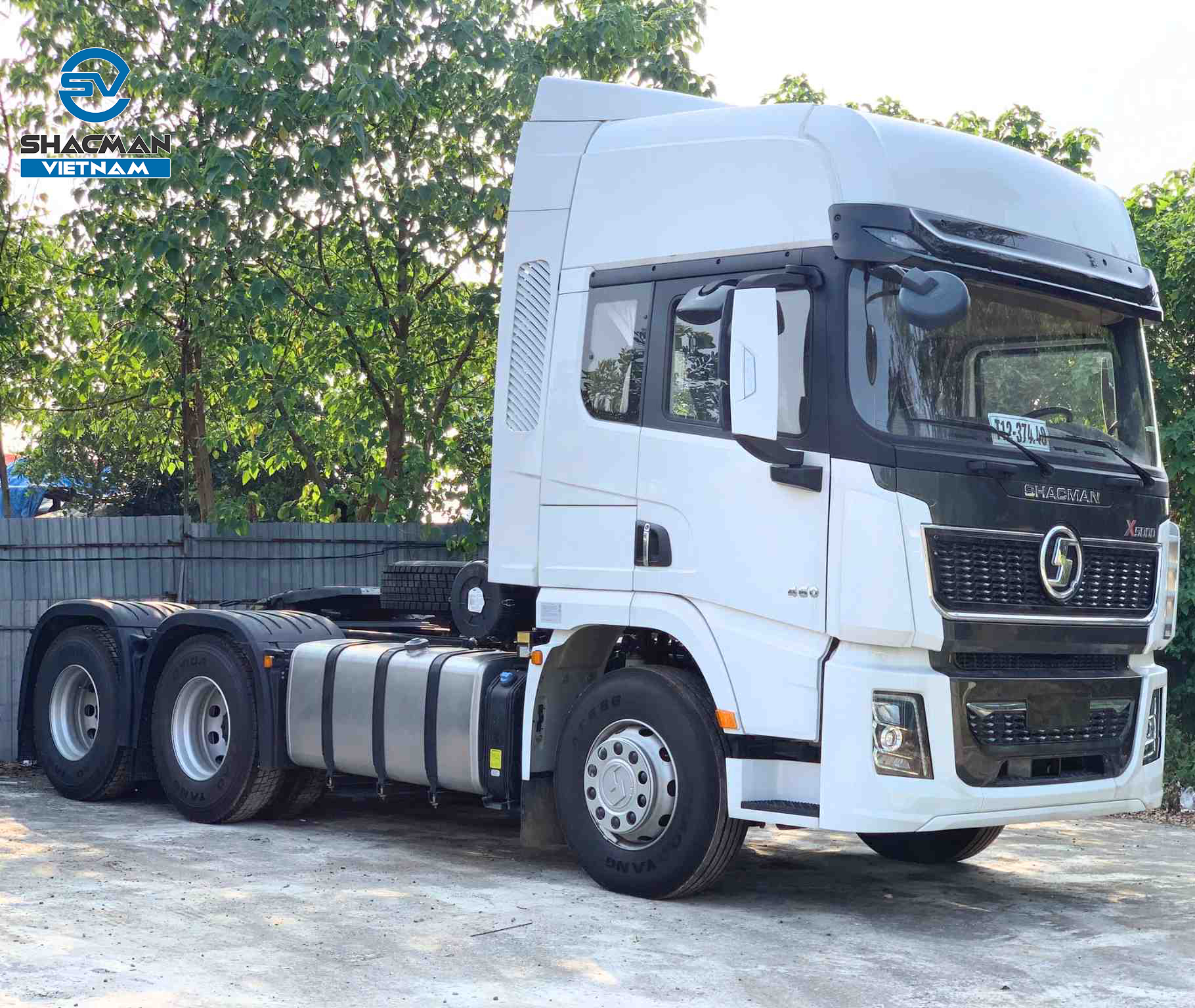 XE ĐẦU KÉO SHACMAN X5000 6X4 WEICHAI 460HP CẦU LÁP