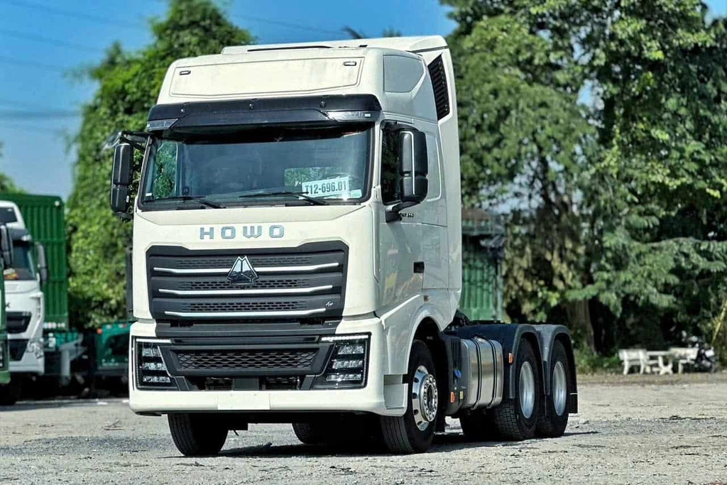 Đầu kéo HOWO TH7 NEW – 460Hp - Cầu Láp/Dầu