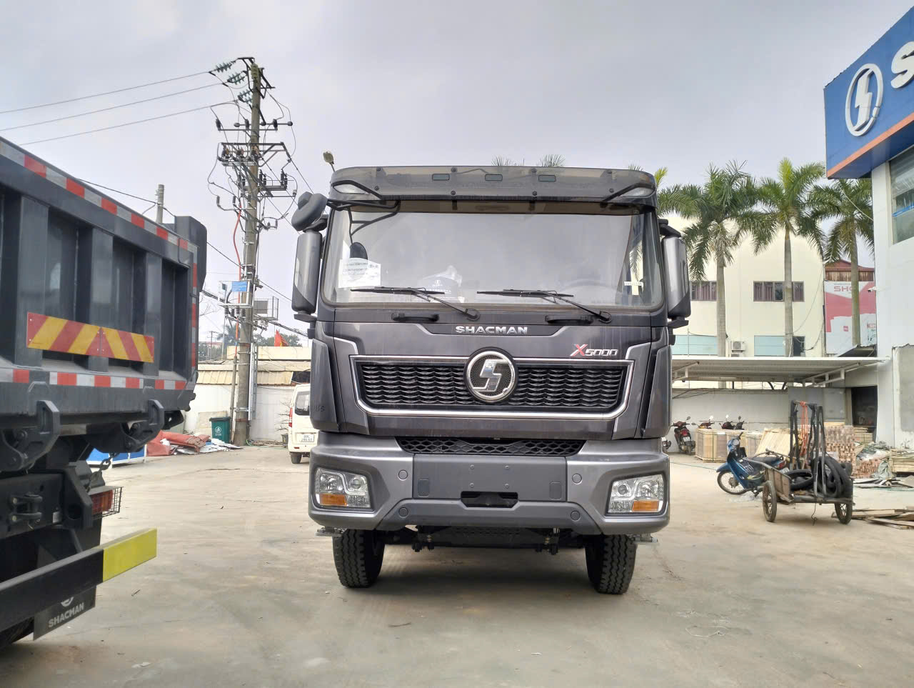 Xe ben Shacman X5000 cummins 385HP thùng U - Ảnh 2