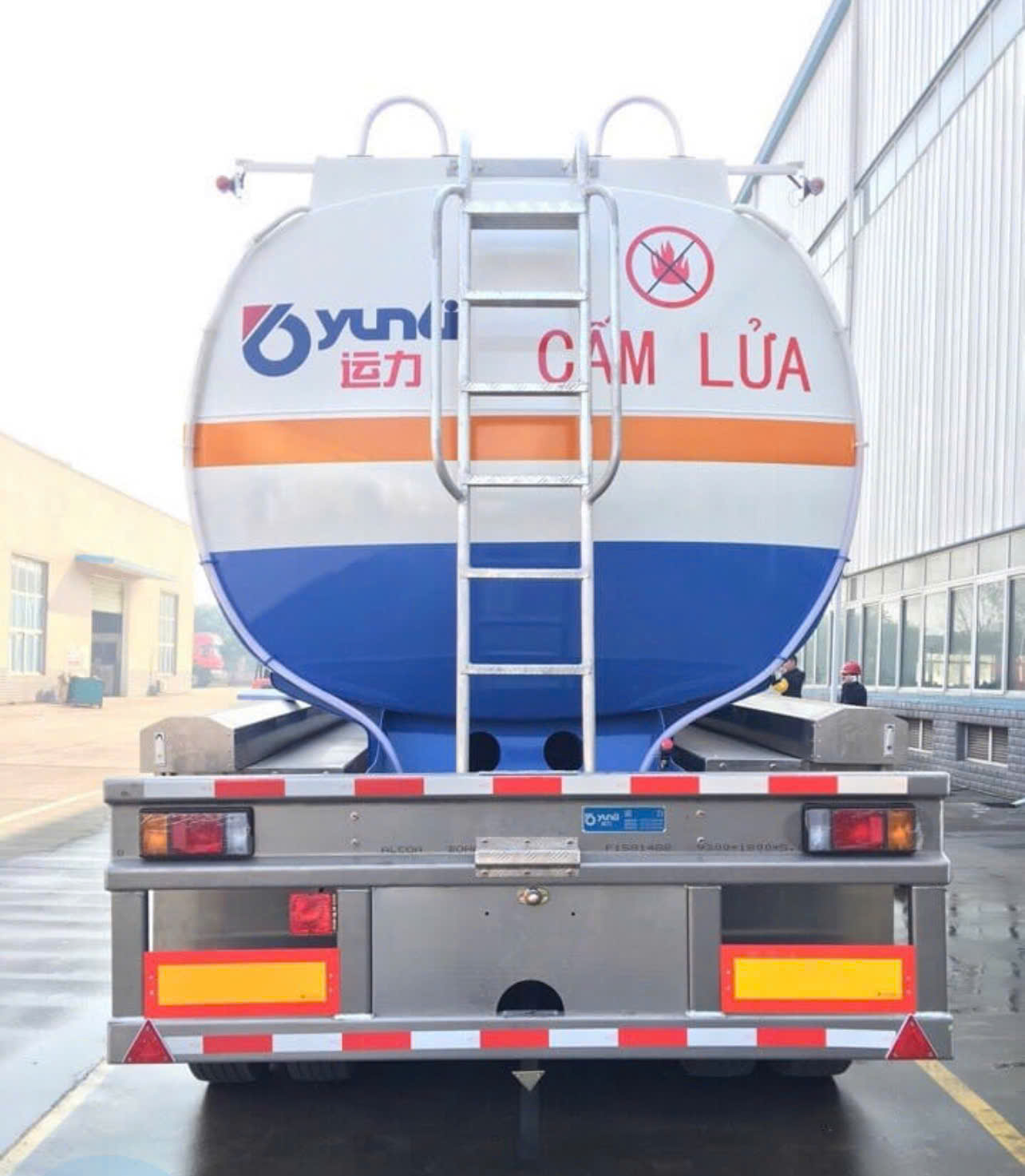 Sơ mi rơ moóc Xi téc Chở xăng dầu YUNLI - 40m3 - 12R22.5