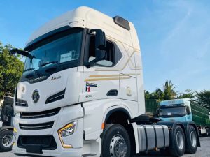 Đầu kéo Shacman x6000