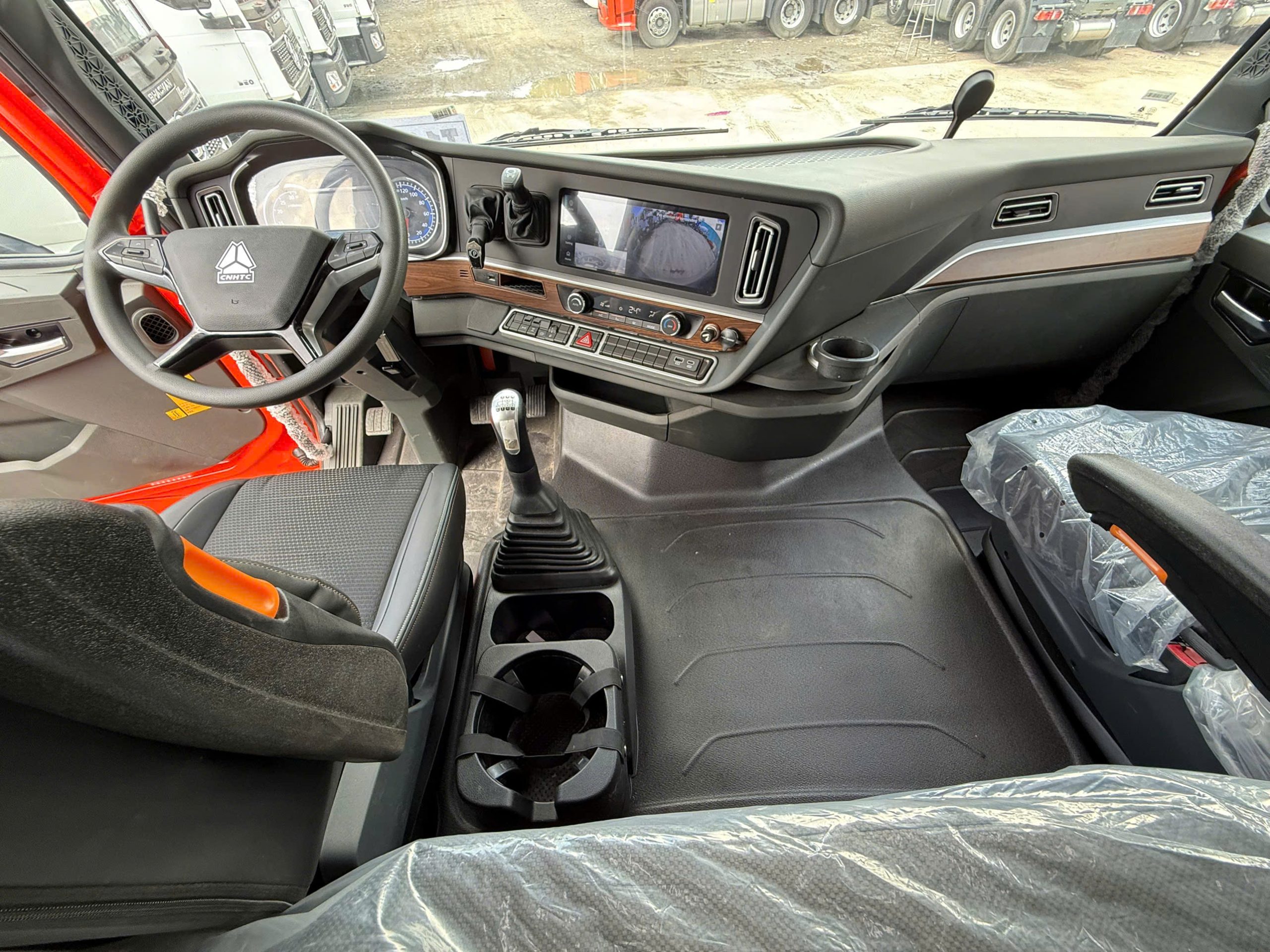 Đầu kéo HOWO TH7 NEW – 460Hp - Cầu Láp/Dầu