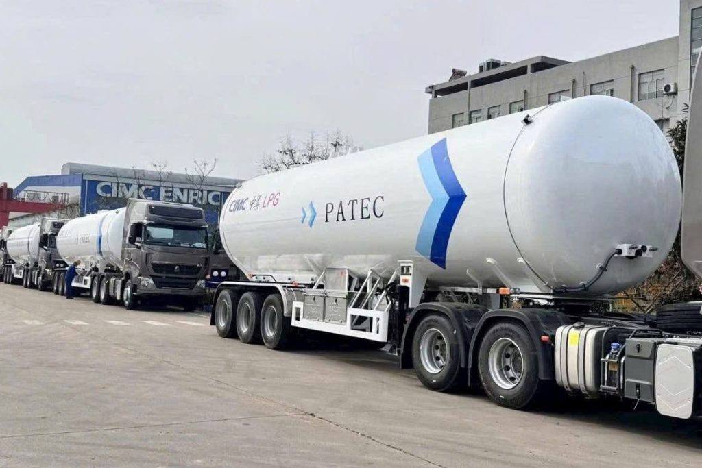 Sơ mi rơ mooc bồn chở Gas LPG CIMC - 52m3 - 12R22.5 (Mooc bồn chở khí Gas LPG)