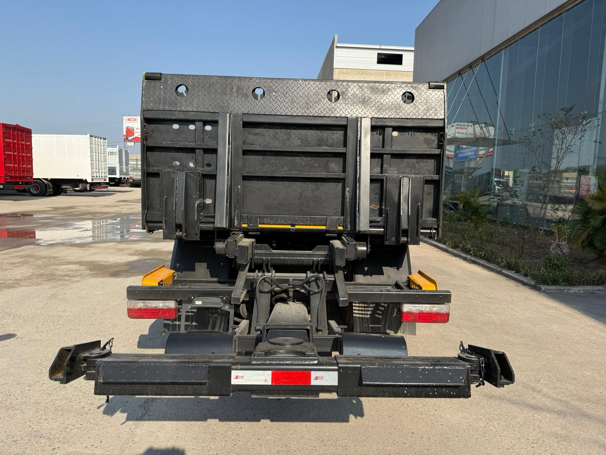 Xe cứu hộ DONGFENG D8 - 2 chức năng - Cabin đôi - 15 tấn - Xe nhập khẩu nguyên chiếc (Xe cứu hộ Dongfeng kéo 6 tấn)