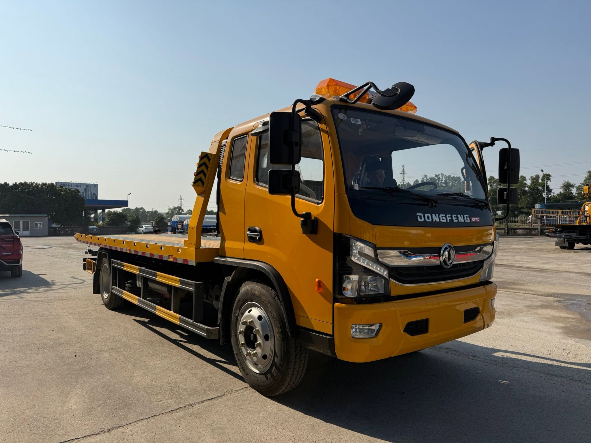 Xe cứu hộ DONGFENG D8 - 2 chức năng - Cabin đôi - 15 tấn - Xe nhập khẩu nguyên chiếc (Xe cứu hộ Dongfeng kéo 6 tấn)