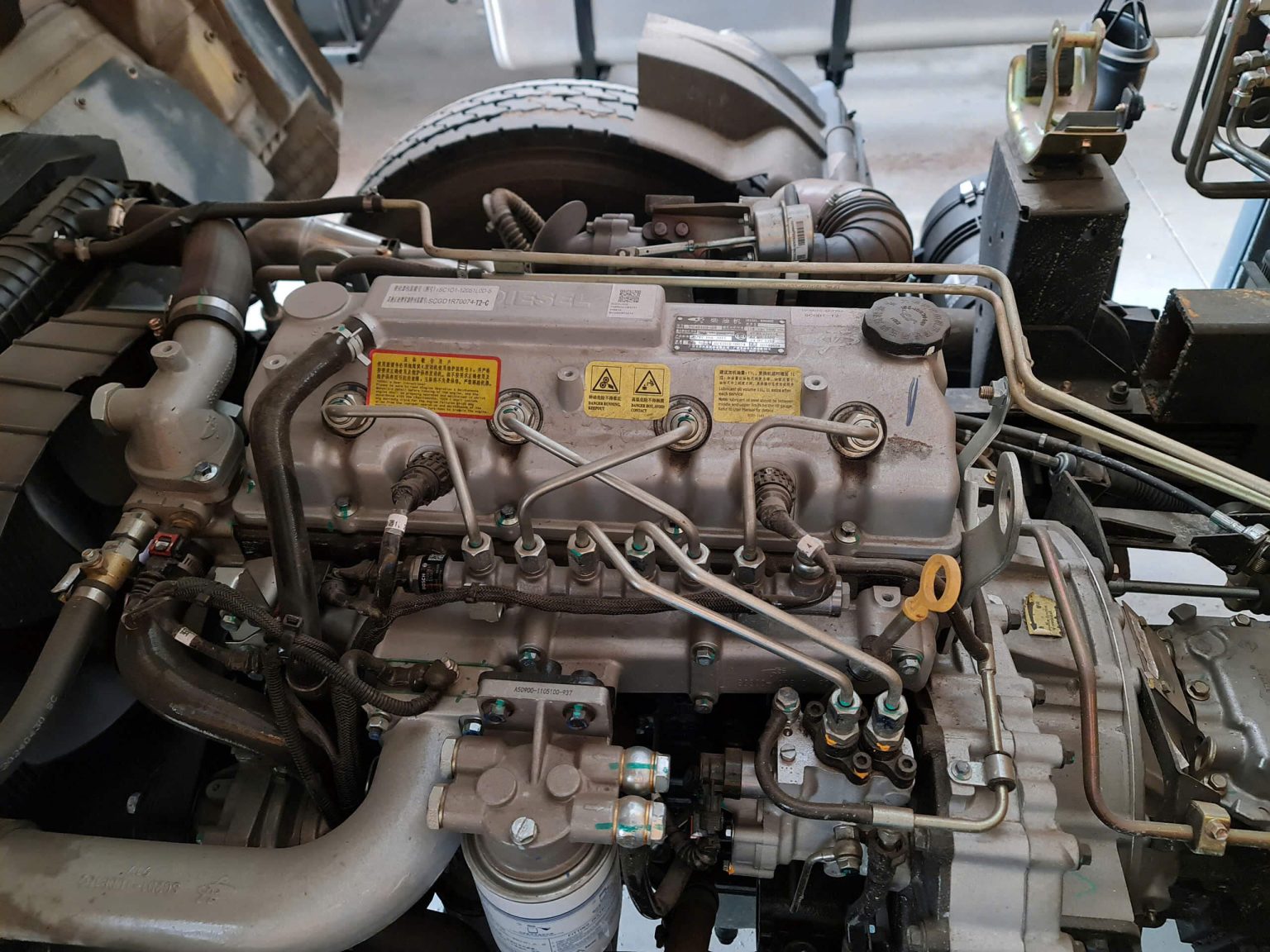 Xe cứu hộ DONGFENG D8 - 3 chức năng - Cẩu ống lồng - Cabin đôi - 12 tấn - Xe nhập khẩu nguyên chiếc (Xe cứu hộ Dongfeng có cẩu nhập khẩu)