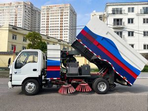 Xe quét đường hút bụi ISUZU 5m3 – 4×2 – Nhập khẩu nguyên chiếc (Xe quét đường hút bụi Isuzu nhập khẩu 5 khối)