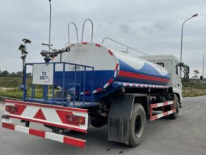 Xe tưới nước rửa đường DONGFENG 14m3 - 6x4 - Nhập khẩu nguyên chiếc (Xe tưới nước rửa đường Dongfeng nhập khẩu 14 khối)