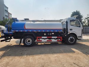 Xe tưới nước rửa đường DONGFENG 5m3 – 4×2 – Nhập khẩu nguyên chiếc (Xe tưới nước rửa đường Dongfeng nhập khẩu 5 khối)