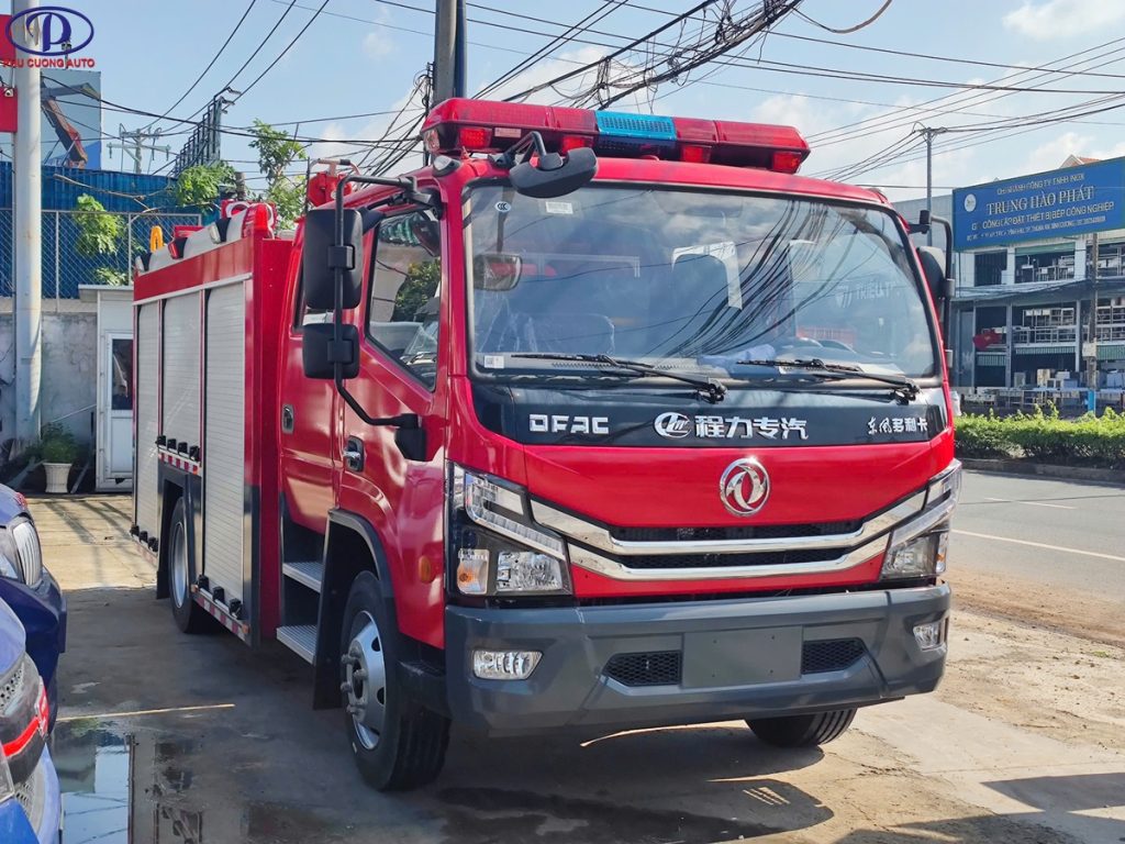 Xe chữa cháy DONGFENG 4m3 - Hàng nhập khẩu nguyên chiếc (Xe cứu hỏa Dongfeng 4 khối)