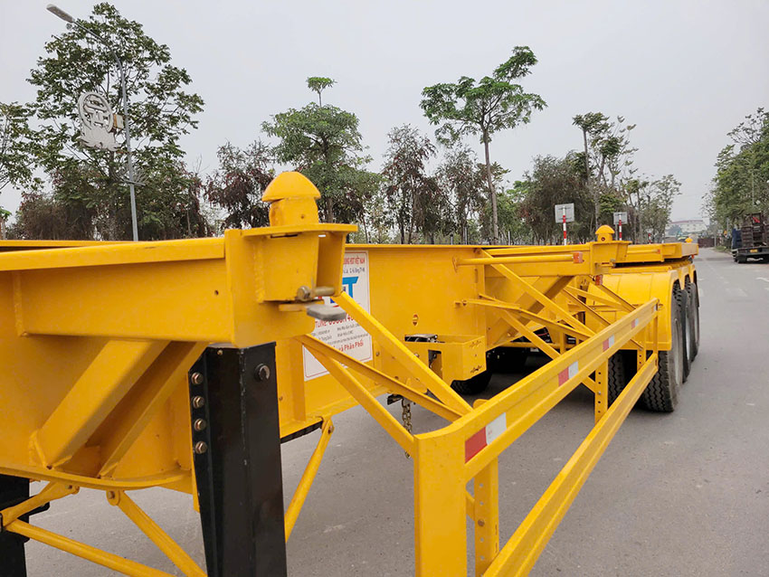 Sơ mi rơ mooc Xương CIMC HUAJUN – 40 Feet – 3 Trục – 12 Gù – 12R22.5