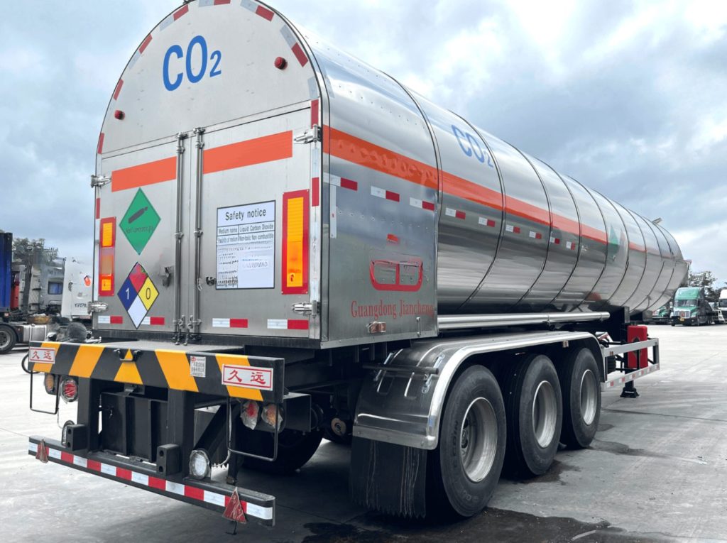 Sơ mi rơ mooc Bồn chở CO2 lỏng CIMC SANCTUM - 30M3 (Xi téc chở CO2 lỏng CIMC - LCO2)