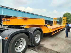 Sơ mi rơ mooc 3 Trục TIANRUI - Thang thủ công - 59 Tấn - Ngang 3.3m - 11.00R20 (Fooc Siêu trường Siêu trọng 3 Trục TianRui)