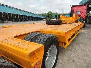 Sơ mi rơ mooc 3 Trục TIANRUI - Thang thủ công - 59 Tấn - Ngang 3.3m - 11.00R20 (Fooc Siêu trường Siêu trọng 3 Trục TianRui)